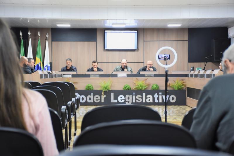 Câmara de Laranjeiras do Sul aprova projeto que institui a prevenção ao cyberbullying nas escolas do município